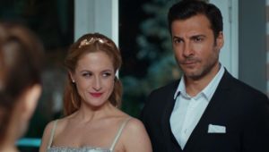 مسلسل حرب الورود الحلقة 3 مترجمة قصة عشق HD