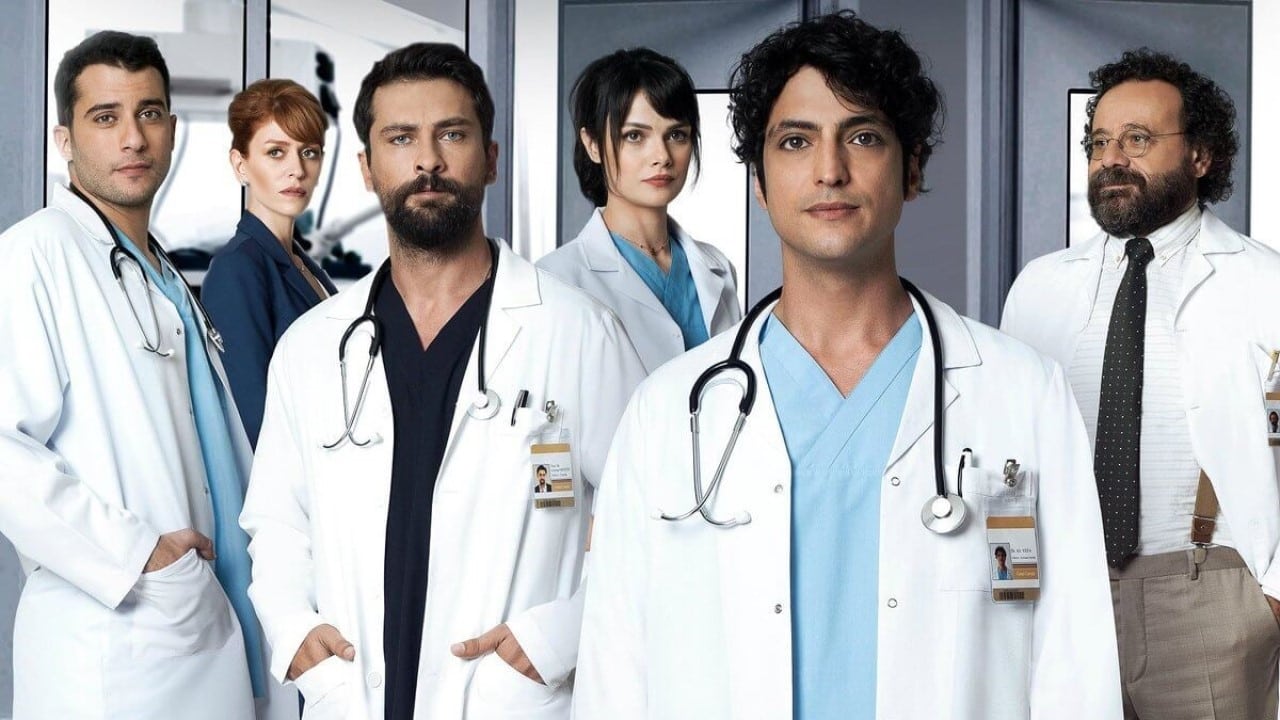 مسلسل الطبيب المعجزة الحلقة 1 مترجمة قصة عشق HD